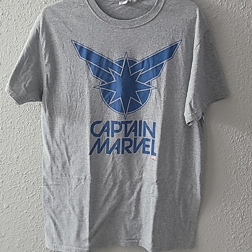 CAPTAIN MARVAL SHIRT INCLUDES KEYCHAIN - Picture 2 of 5